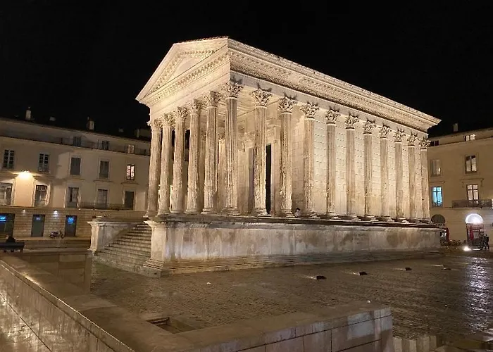 L'augusteum Apartmán Nîmes